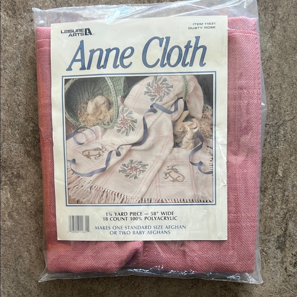Leisure Arts Anne Cloth 18 ct. 44” x 58” Afghan Fabric